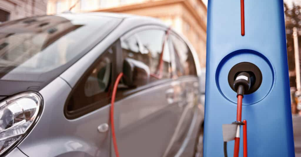 What Are the Drawbacks Of an EV?
