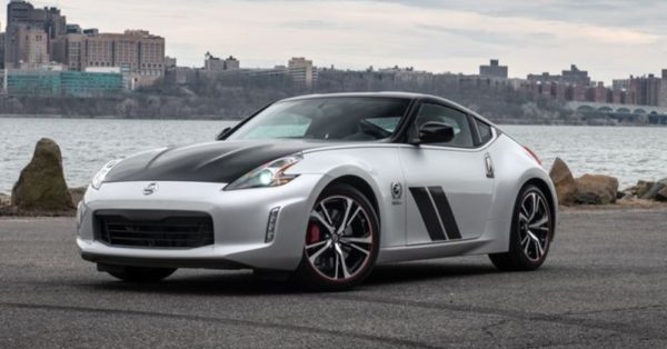 Go-Fast-in-the-Nissan-370Z