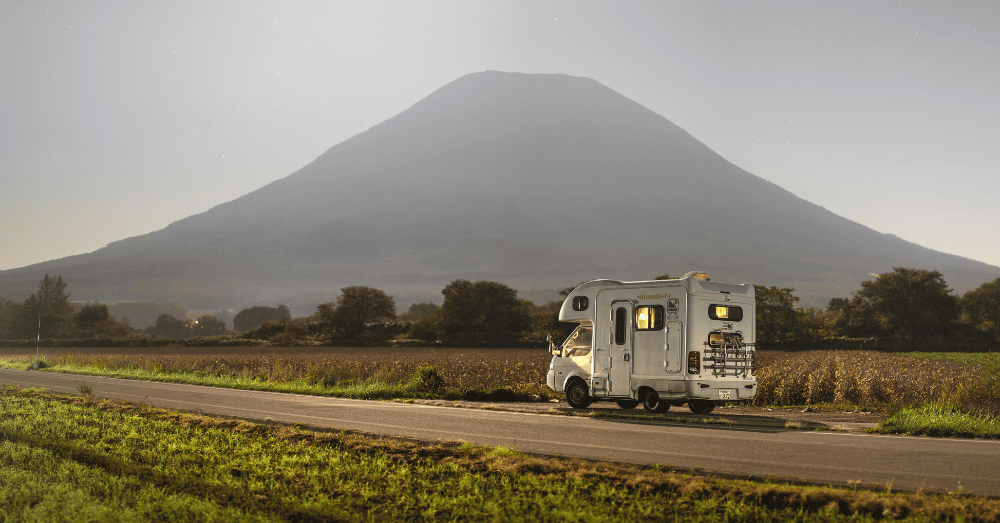 Why Japan's Adorable Kei Campers Are Taking Over American Roads - featured image
